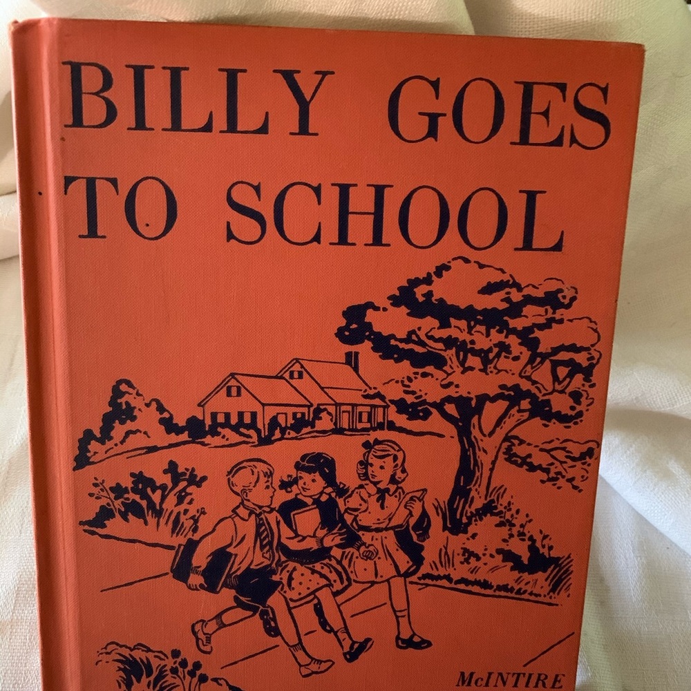 A reader book 📖 in new condition!